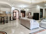 thumbnail-disewakan-rumah-dharmahusada-indah-selatan-surabaya-full-furnish-14